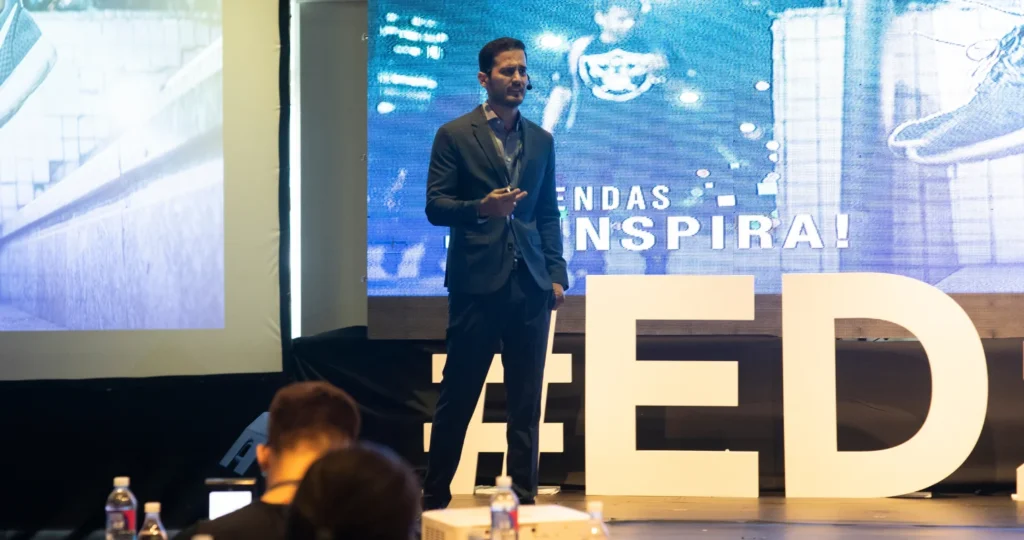sebas-luzuriaga-expo
